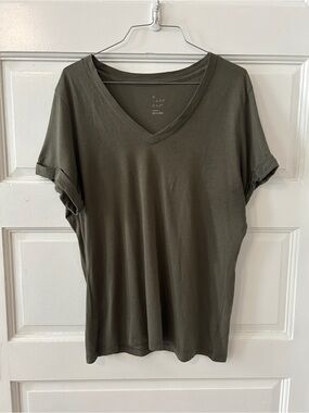 a new day Olive Green V-Neck Short Sleeve Tee